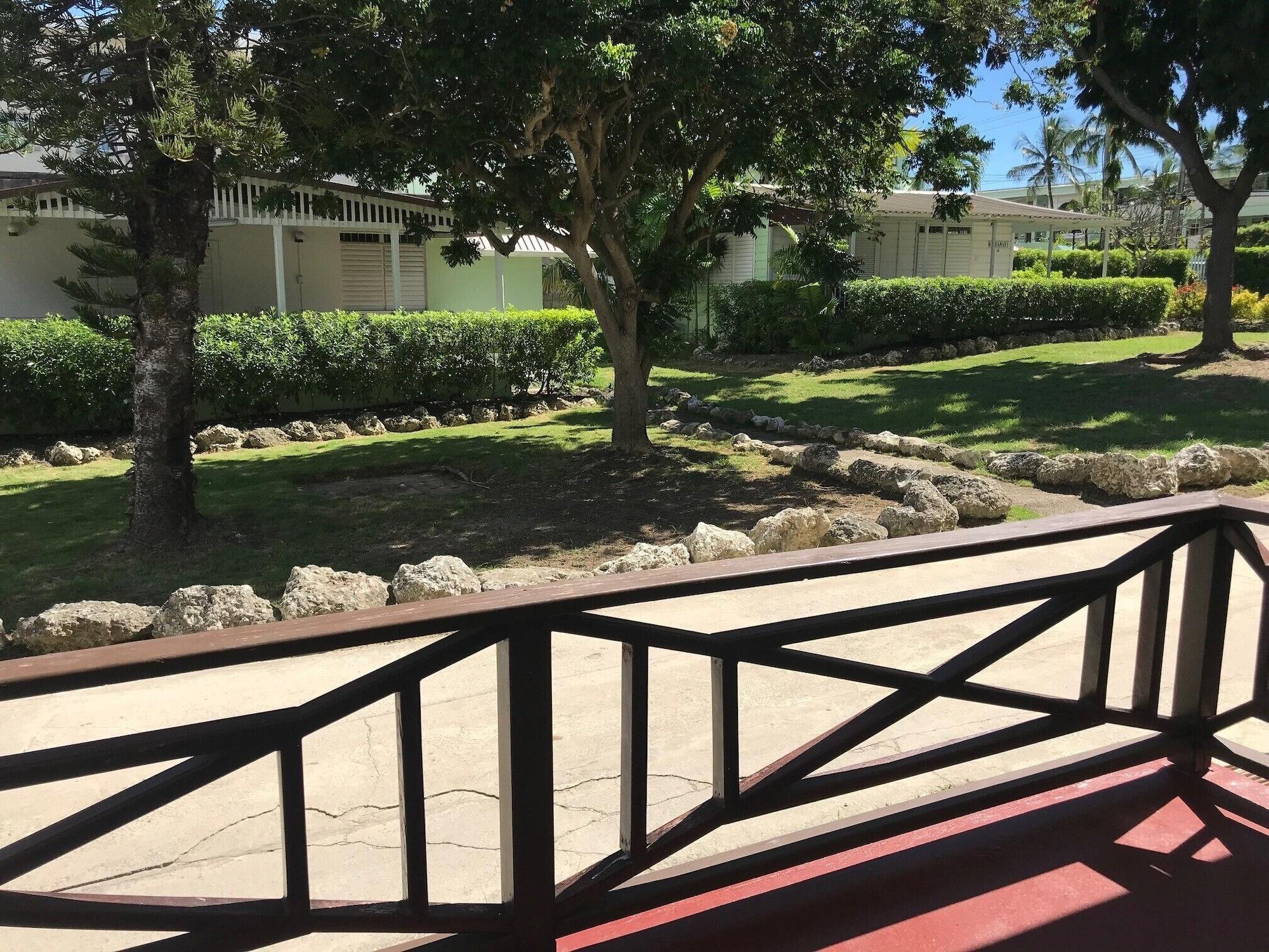 Coconut Court Hotel