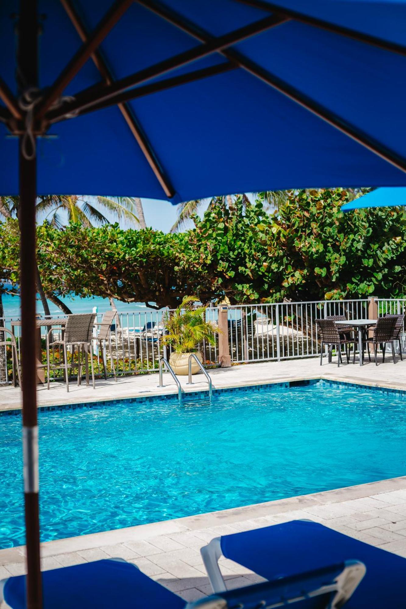 Hotel Coconut Court 3*